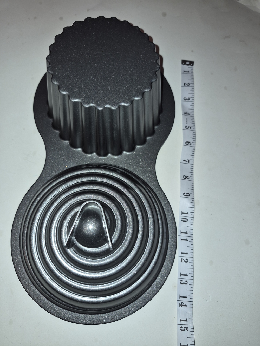 Wilton Metallic Gray Fluted and Swirl Cake Pan Duo